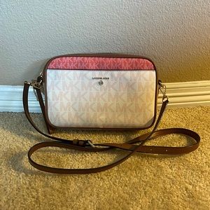Micheal Kors Crossbody Leather Handbag